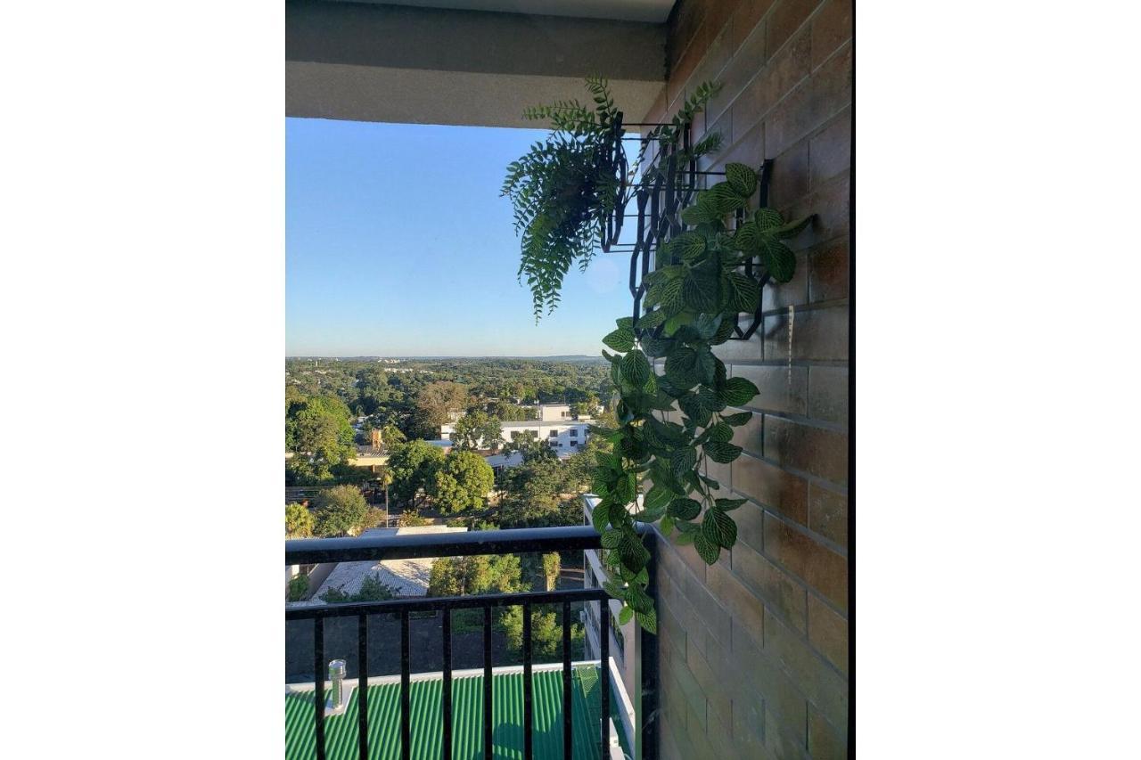 Studio no Centro gastronômico de FOZ com vista para o rio Paraná Foz do Iguaçu Exterior foto